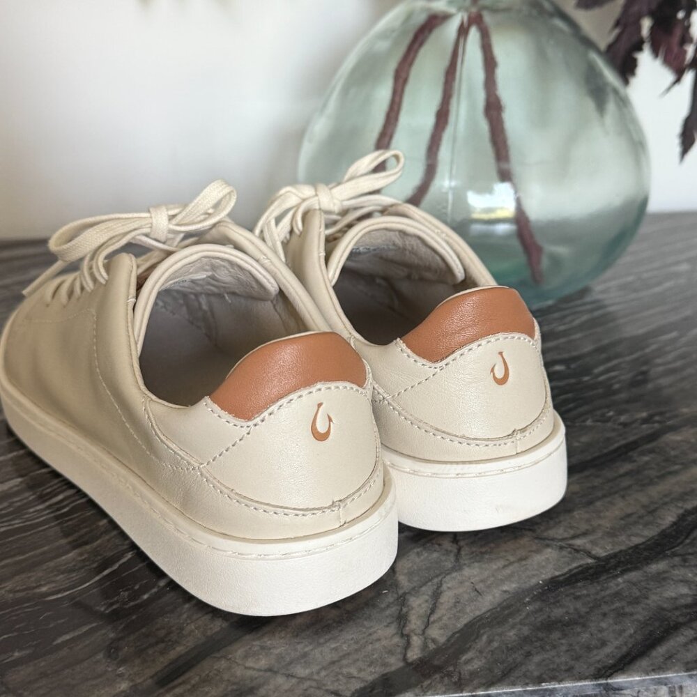 OluKai Cream Leather Sneakers with Tan Heel Accent - Picture 2 of 7